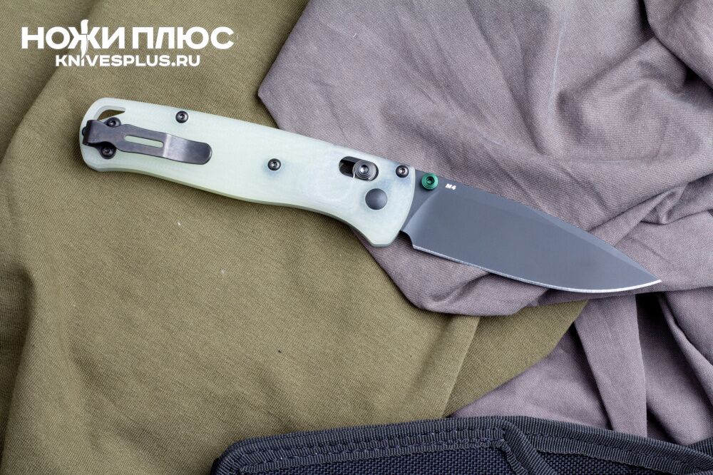 Нож складной Bugout CU535-BK-M4-G10 JADE Benchmade фото