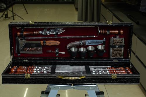 Шашлычный набор с двойным шампуром Нефтуллаева