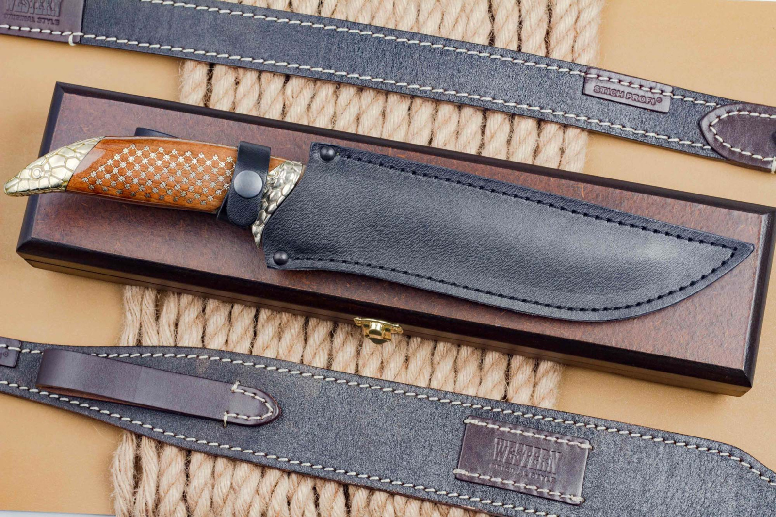 Нож Змея Сталь D2 Орех Унцукульская насечка