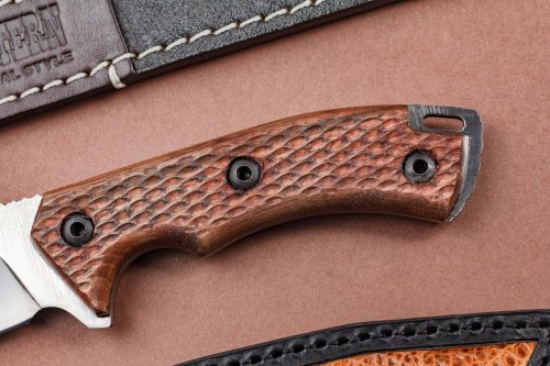 Нож Барбос Х12МФ орех Андреев д.В.