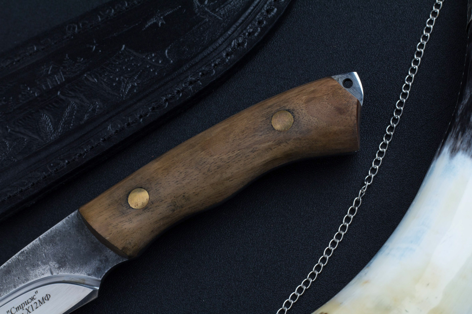 Нож Стриж Х12МФ орех клепанный Беркут Кизляр