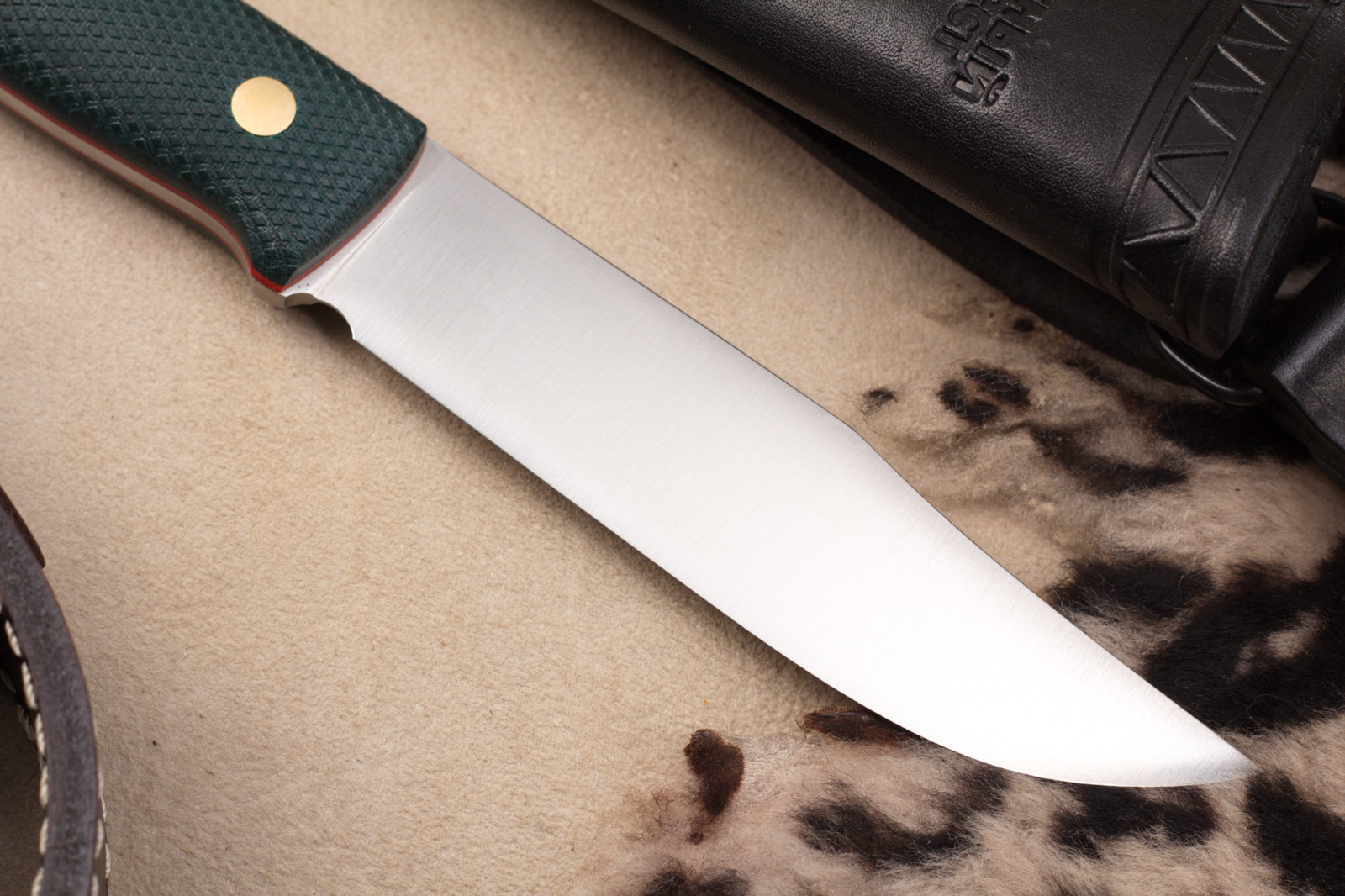 Нож FOX N690 изумруд конвекс Южный Крест