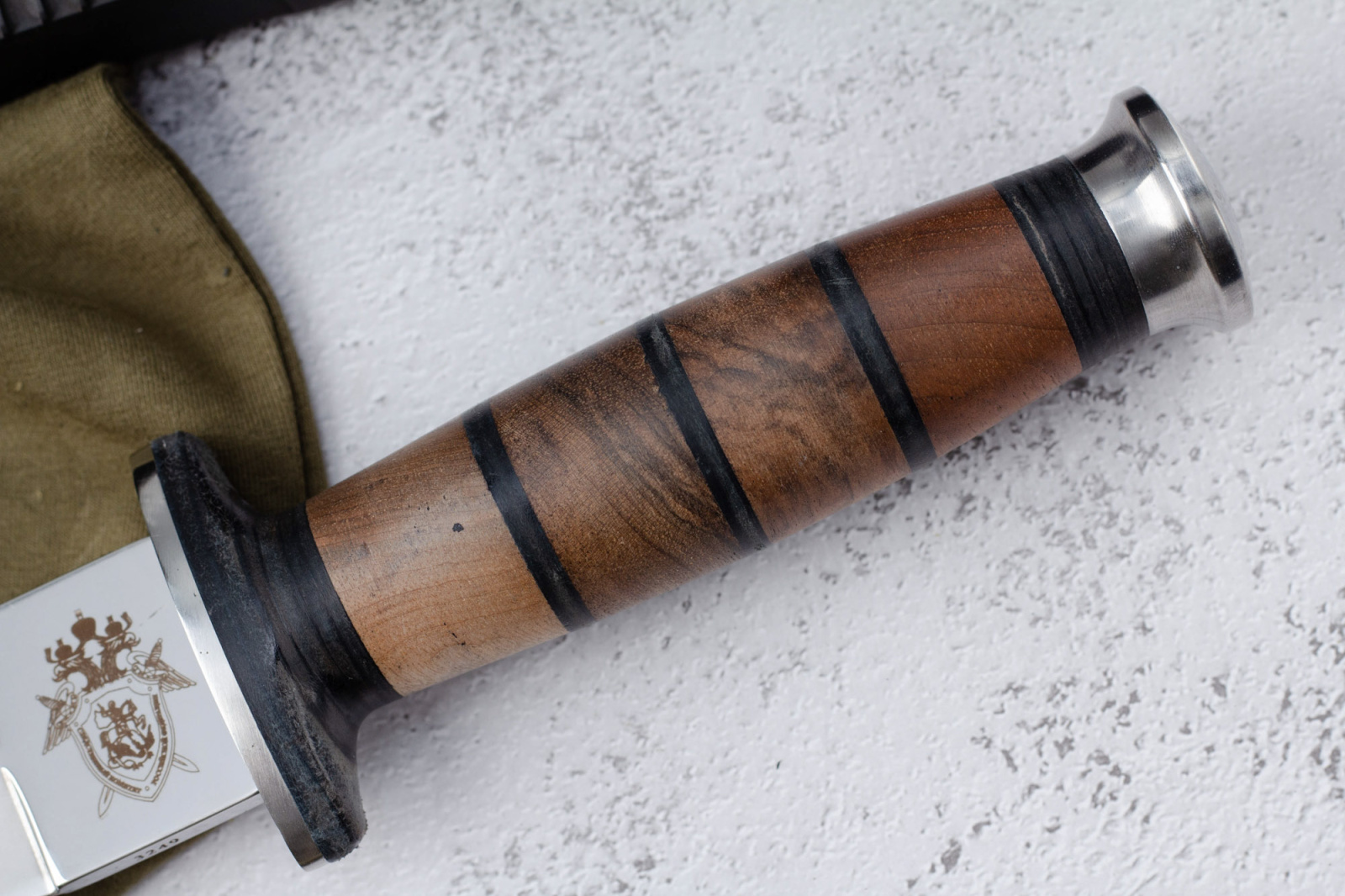 Нож КО-2 Дерево/Кожа  с символикой Следственный комитет