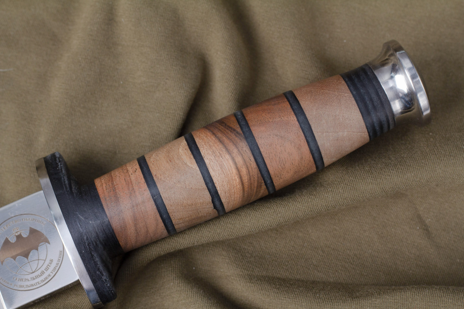 Нож КО-2 Дерево/Кожа с символикой ГРУ Нож КО-2 Дерево/Кожа с символикой ГРУ