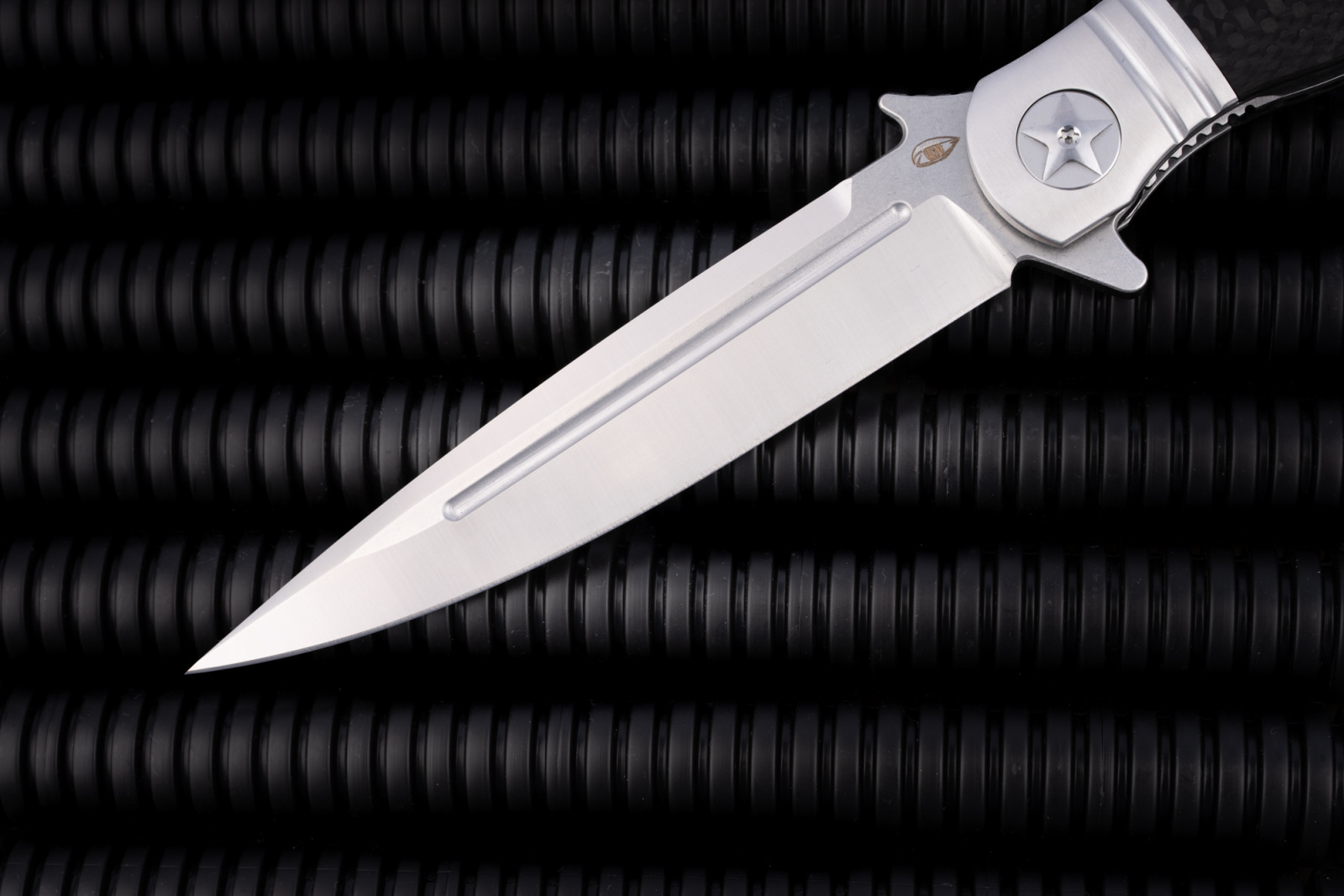 Нож REPTILIAN НКВД-03-2 рукоять карбон