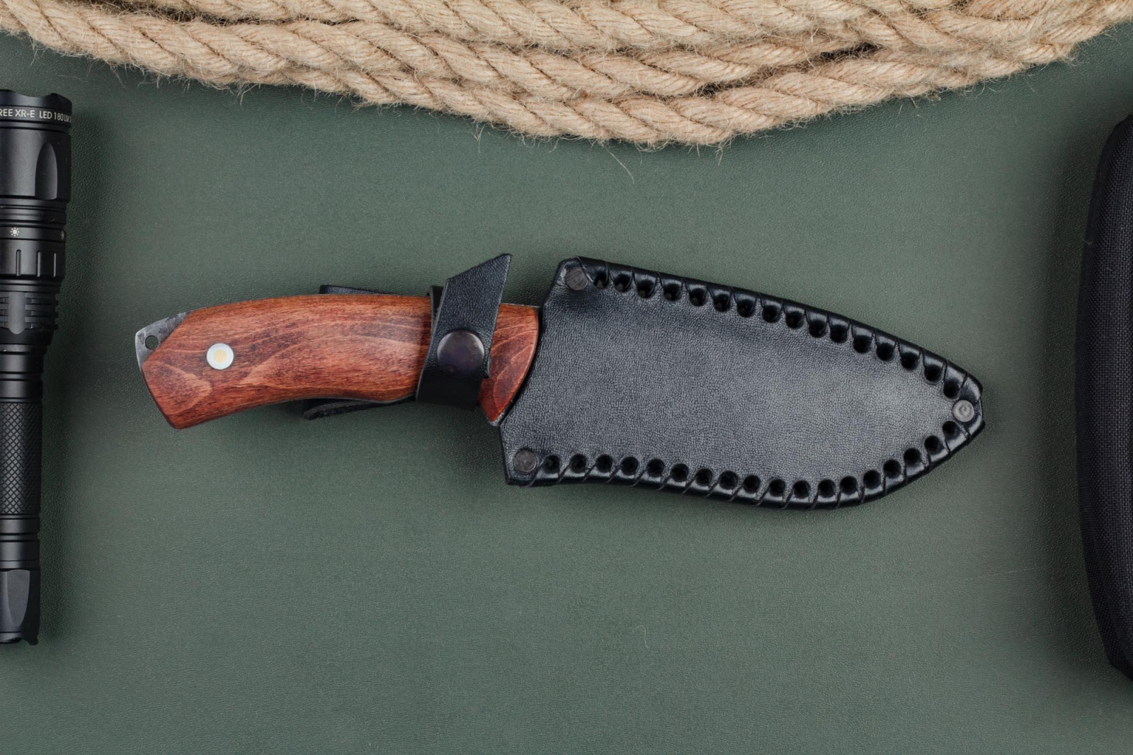 Нож Секач Х12мф накладные пляшки Блажко