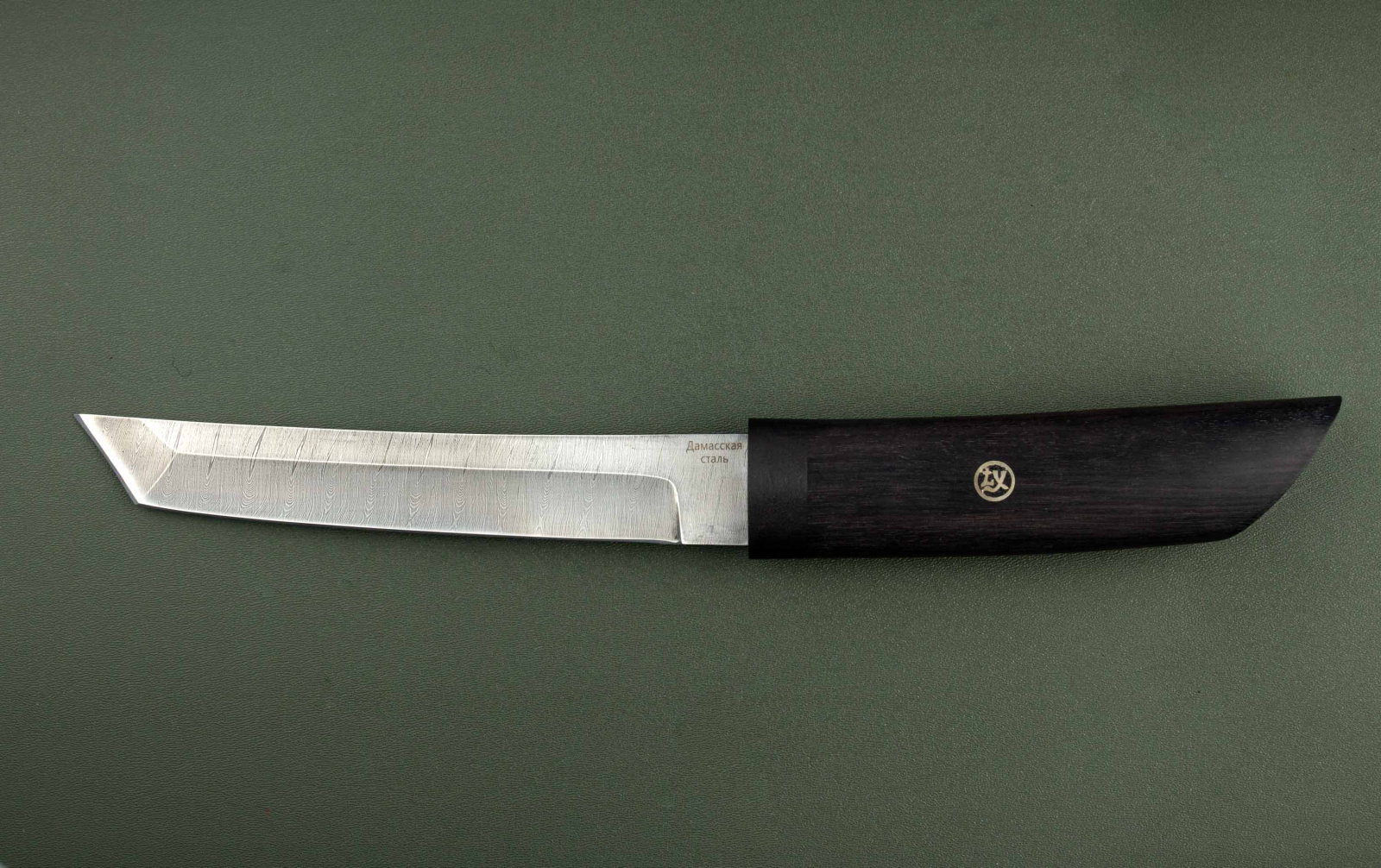 Нож Танто дамасская сталь, черный граб.