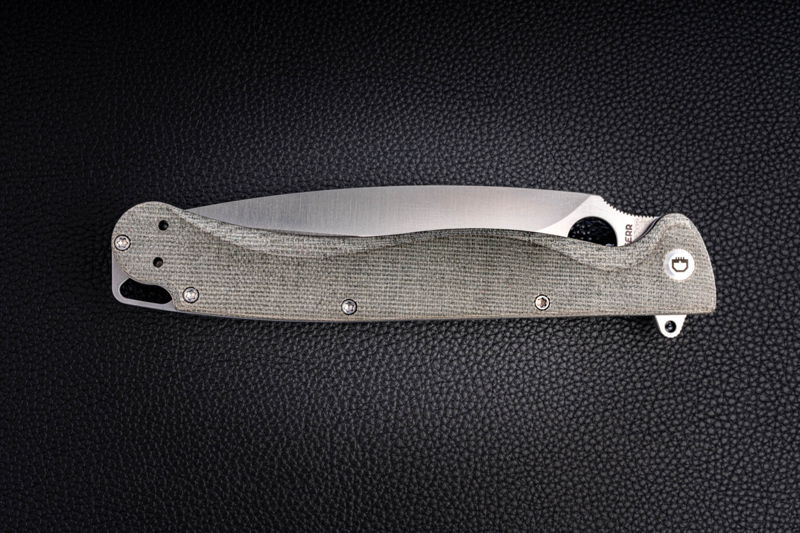Складной нож Daggerr Vendetta Liner Lock satin сталь VG10, рукоять Gray Micarta