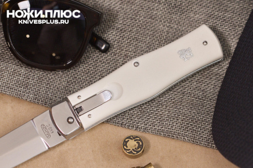 Автоматический нож Predator 420C пластик белый Mikov