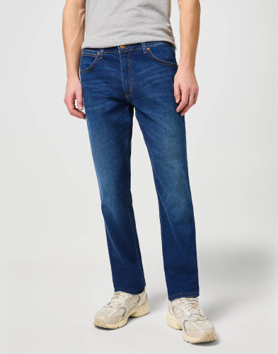 Джинсы Wrangler Men Greensboro Jeans 