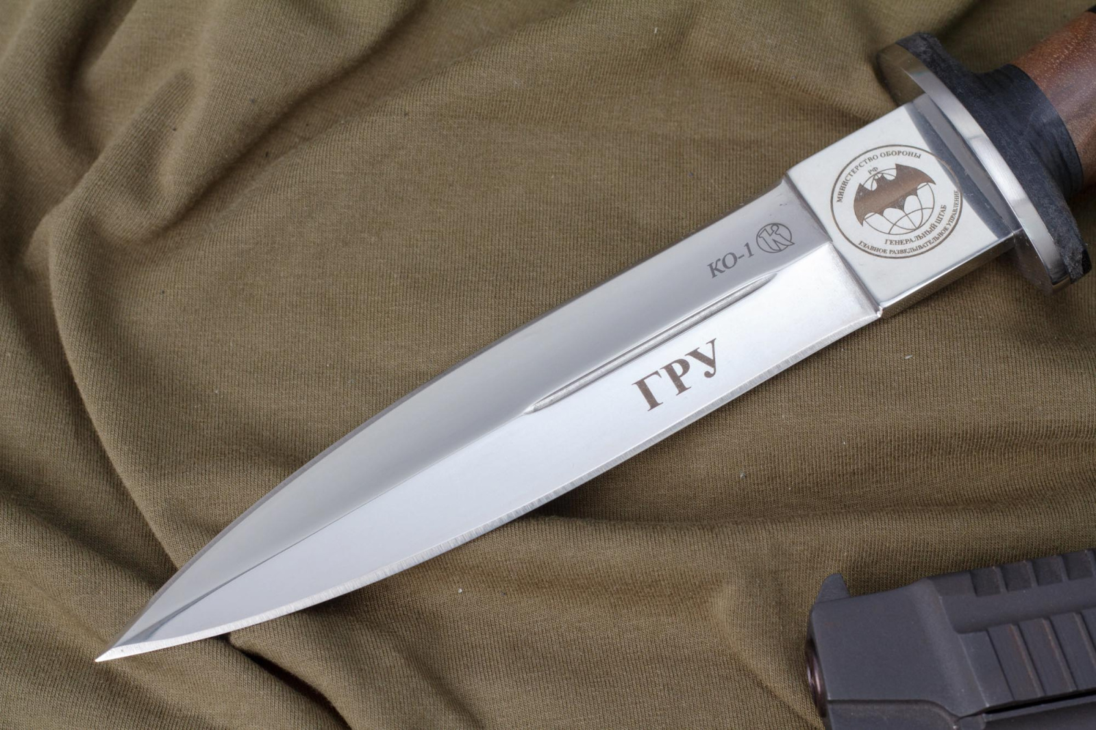 Нож КО-1 Дерево/Кожа с символикой ГРУ Кизляр Нож КО-1 Дерево/Кожа с символикой ГРУ Кизляр