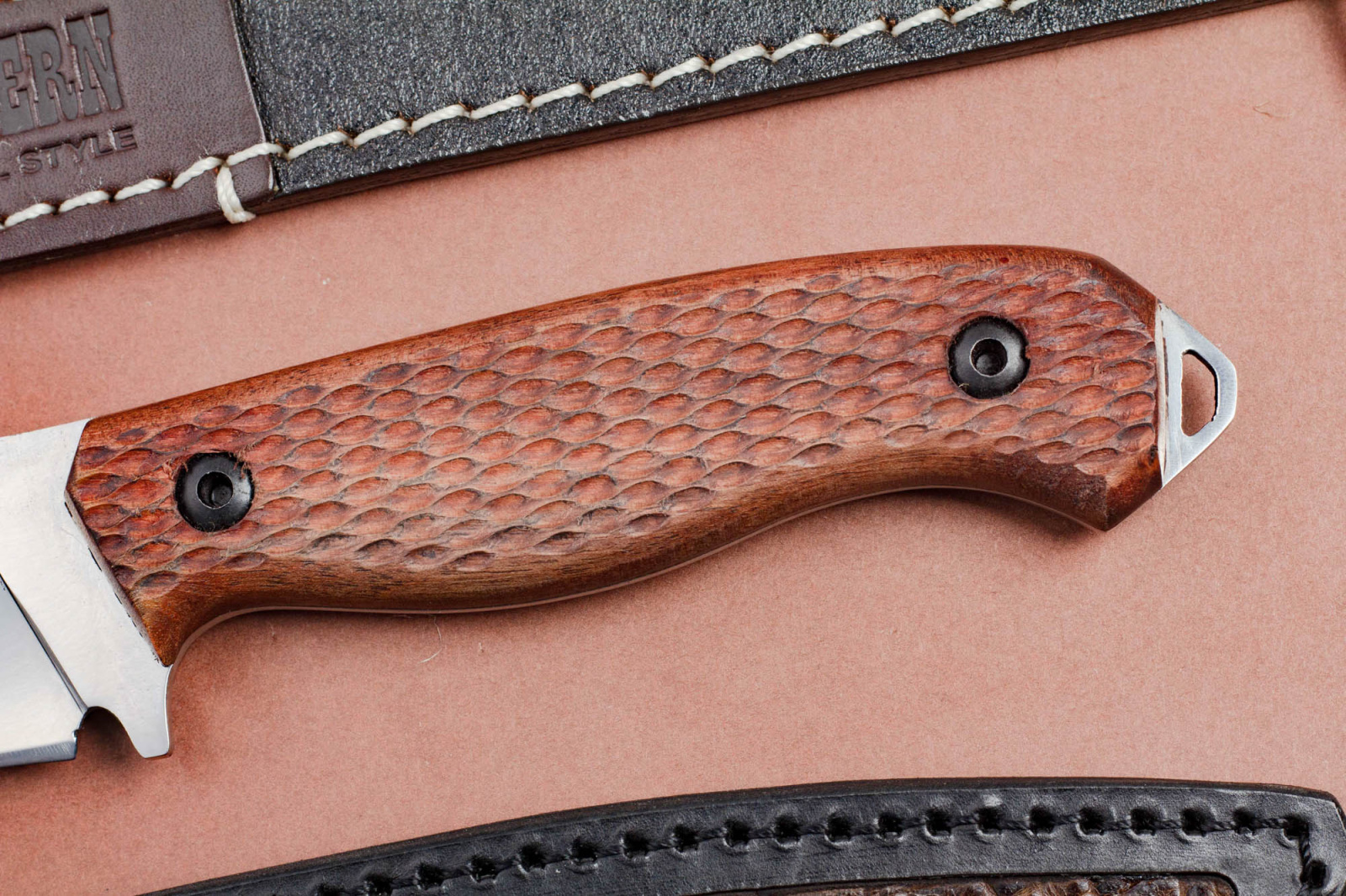 Нож Волк Х12МФ орех Андреев