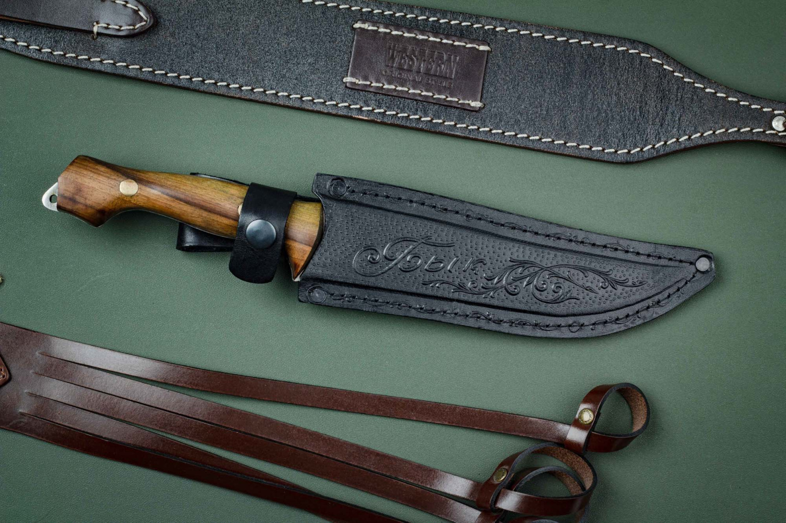 Нож Бык - 65Х13/орех Беркут Кизляр