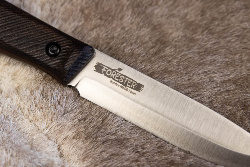 Нож Forester N690 Walnut