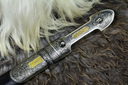 Кинжал сувенирный модель №17 с вставками кожа/мельхиор Беркут Кизляр