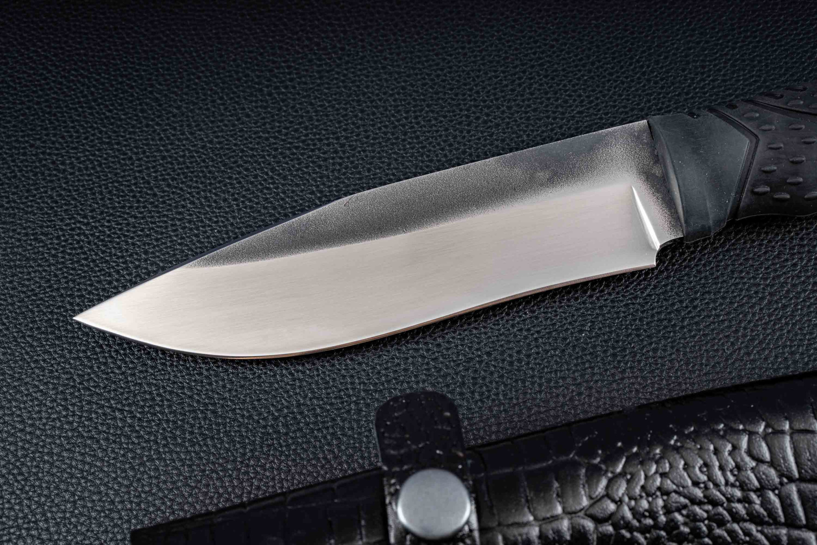 Нож Волк AUS-8 эластрон черный Андреев