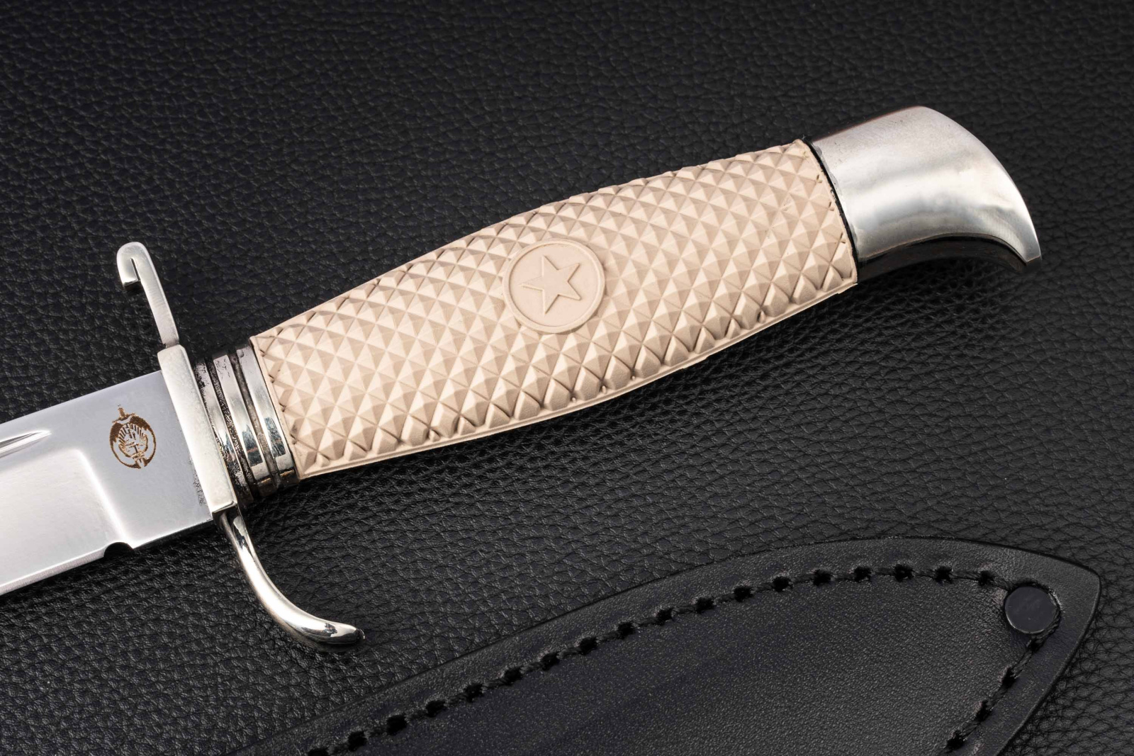 Нож Финка НКВД Х12мф эластрон бежевый Андреев