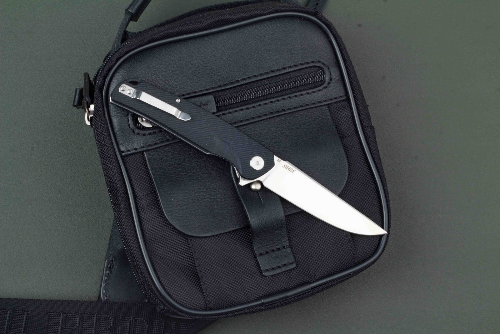 Нож складной Shark (Шарк) black Кизляр