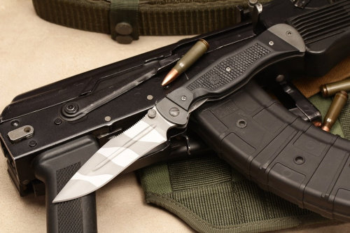 Нож Спецназ камуфлированное лезвие Мелита К