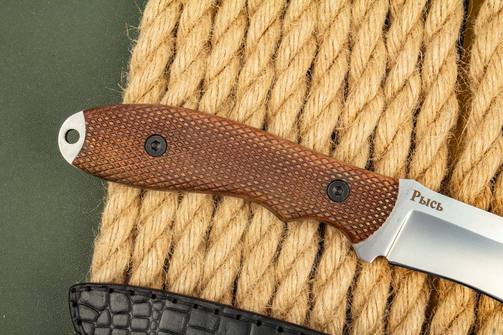 Нож Рысь Х12МФ орех