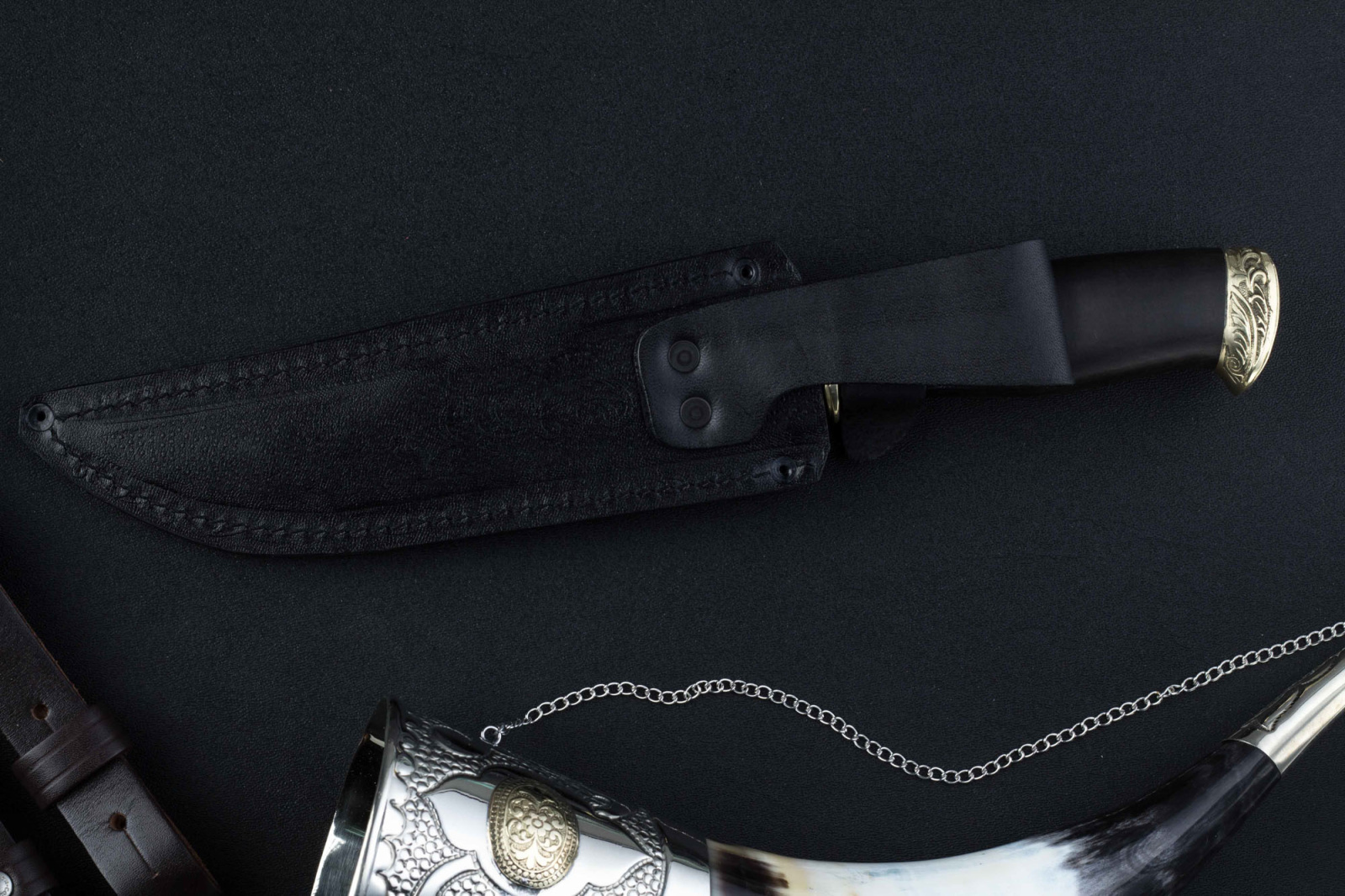 Нож Бык -Х12МФ граб/латунь Беркут Кизляр