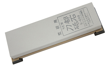 Японский точильный водный камень 600 S-600 на подставке Masahiro 40184