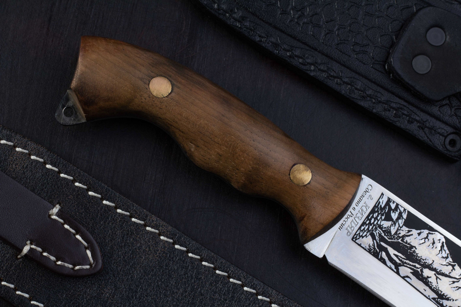 Нож Хазар - орех 65Х13 Беркут Кизляр