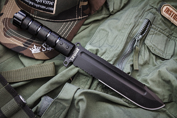 Нож Survivalist Z D2 black Titanium Serrated