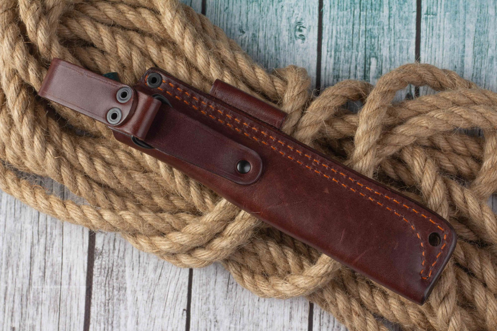 Нож Шершень L N690 233.1952 изумруд Южный Крест