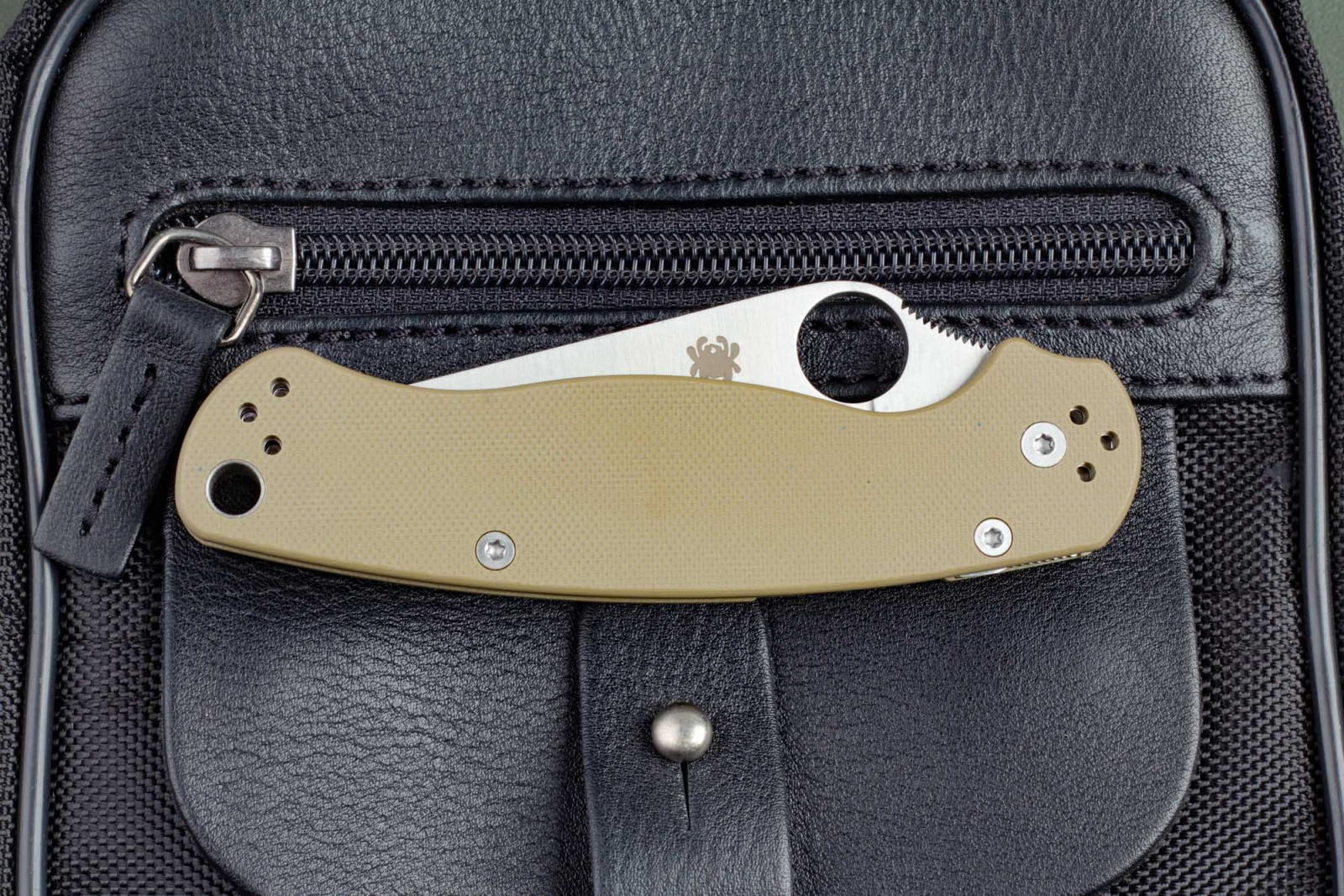 Нож Paramilitary 2 CH песочный Spyderco