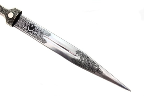 Кинжал сувенирный модель № 5 кожа/мельхиор Беркут Кизляр