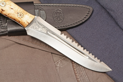 Нож Ирбис - карельская береза/95х18