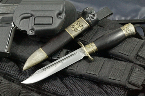 Нож Разведчик Х12МФ в корпусе Зодиак Кизляр