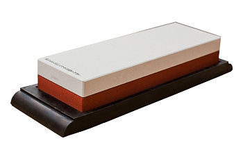 Японский комбинированный точильный водный камень 600/1000 на подставке Masahiro 40172