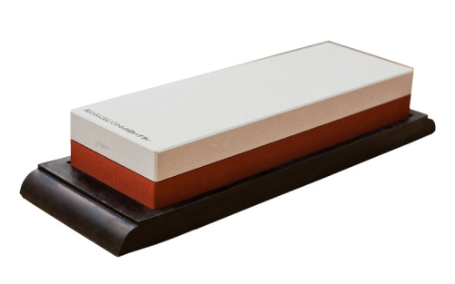Японский комбинированный точильный водный камень 600/1000 на подставке Masahiro 40172