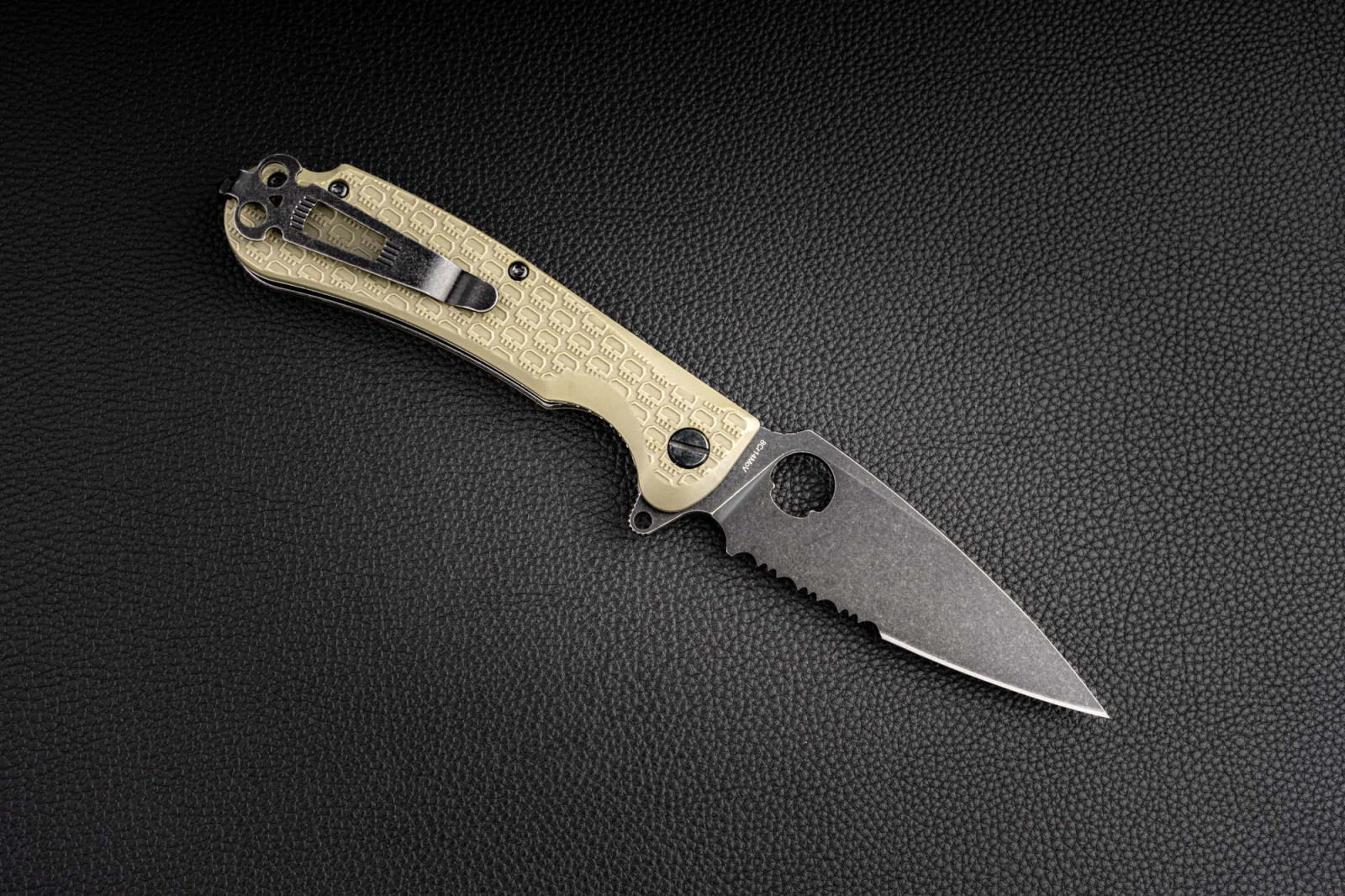 Складной нож Daggerr Resident serrated blackwash олива Складной нож Daggerr Resident serrated blackwash олива