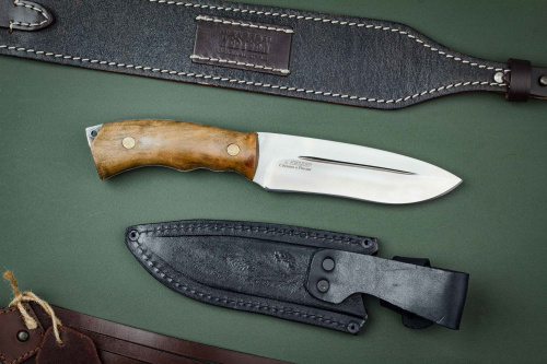 Нож Тайга 65х13 орех клепанный Беркут Кизляр