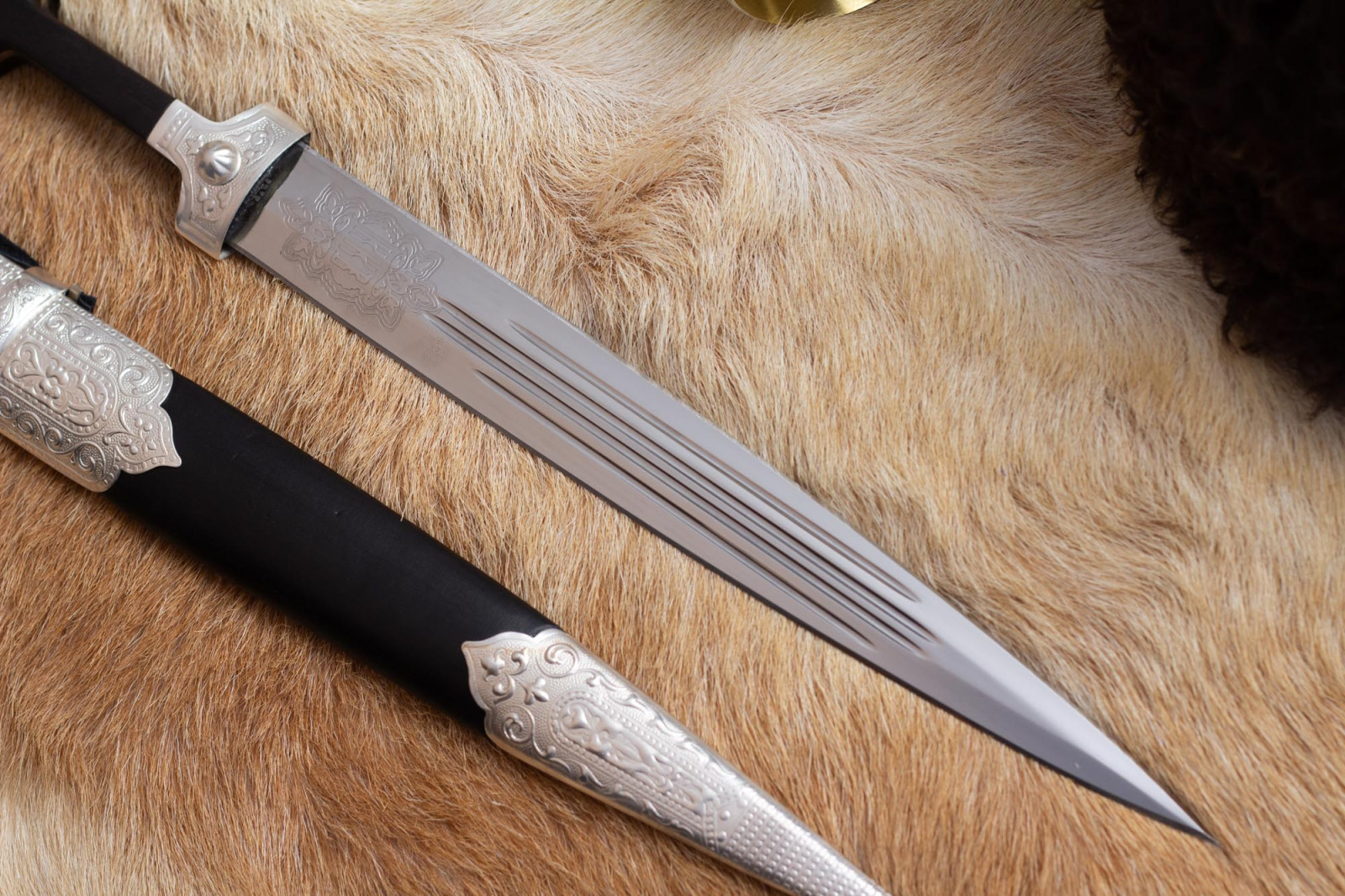 Кинжал ККВ посеребрение Кизляр