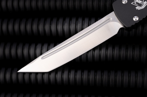 Нож Steelclaw MIC03 D2 выкидной