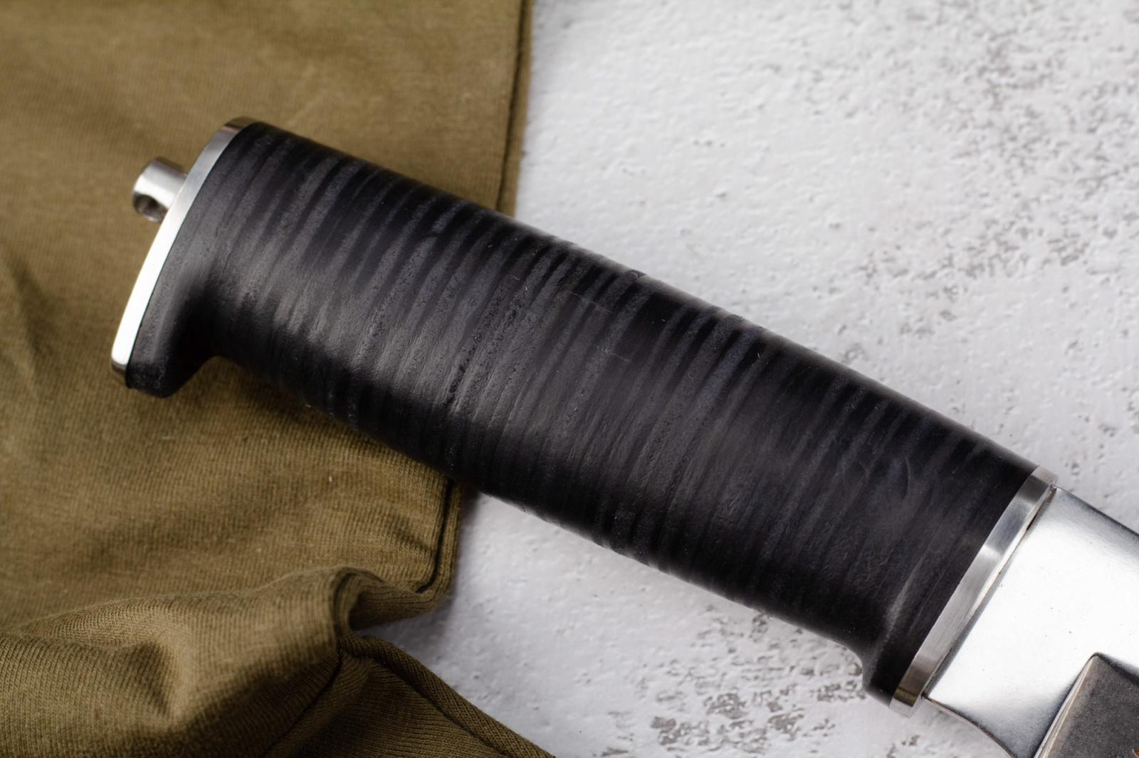 Нож Ш-5 Барс Дерево/Кожа  с символикой МВд Кизляр