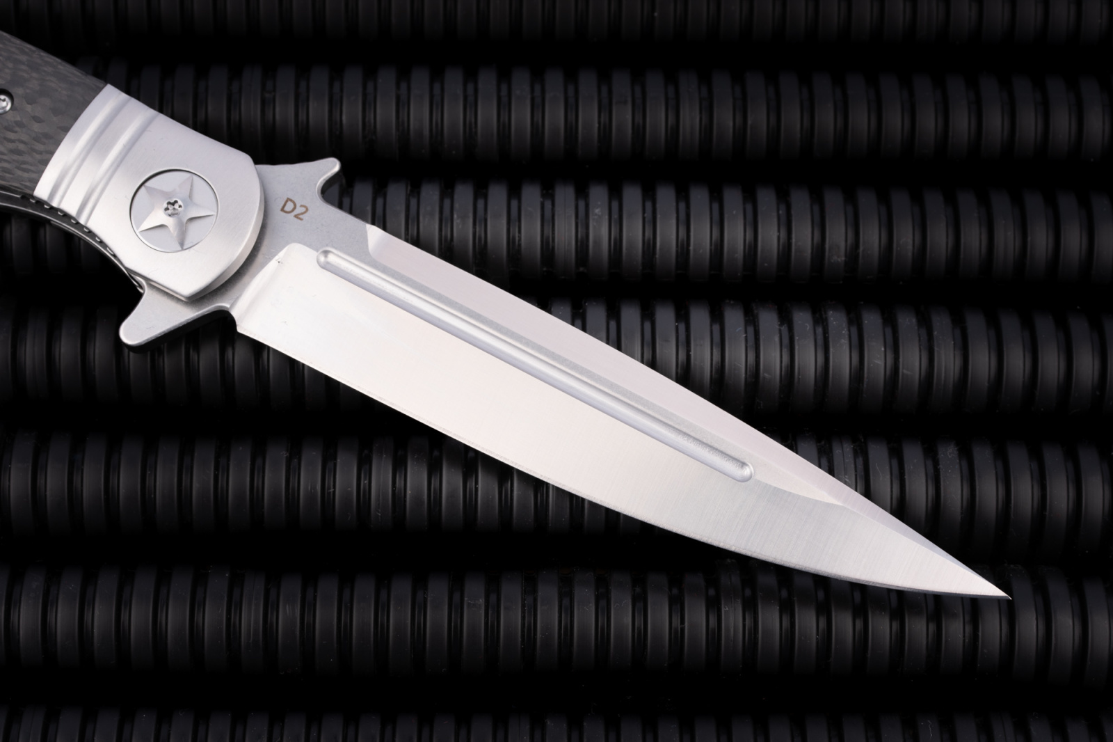 Нож REPTILIAN НКВД-03-2 рукоять карбон