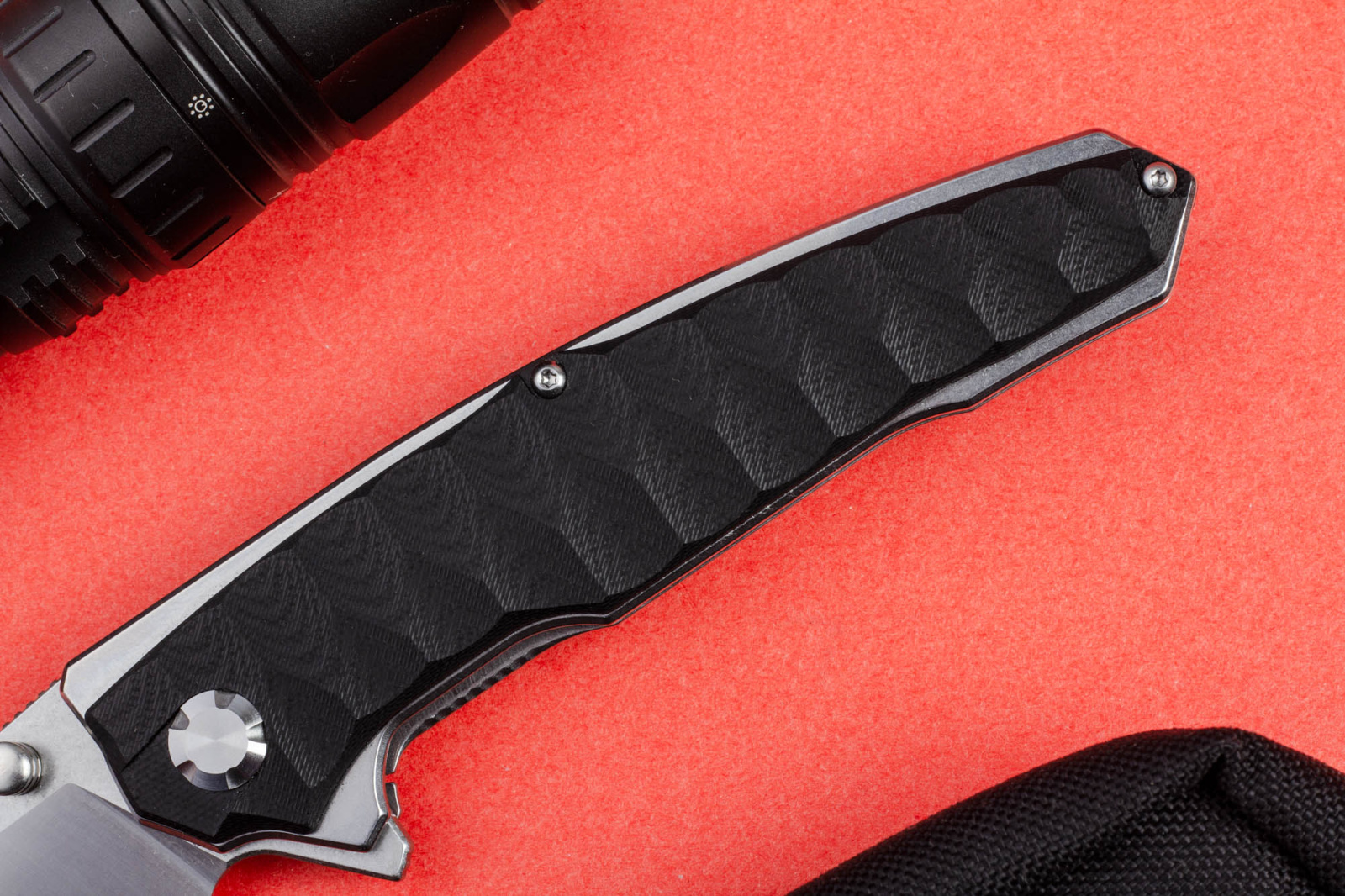 Нож складной Камень сталь D2