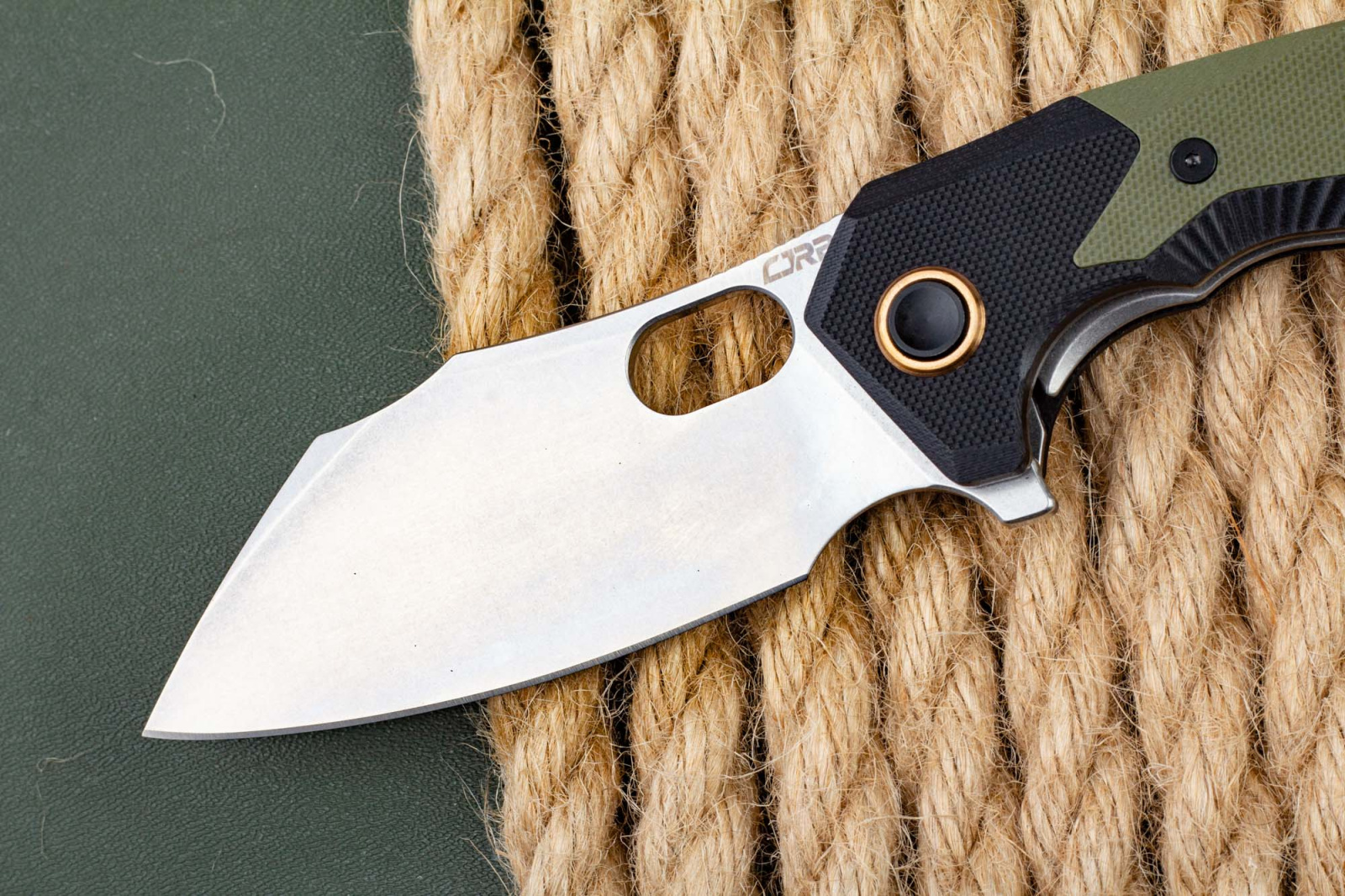 Складной нож CJRB Caldera сталь AR-RPM9, рукоять Black/Green G10