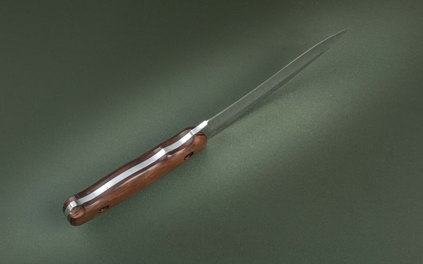 Нож Волк Х12мф клепанный Эмиров