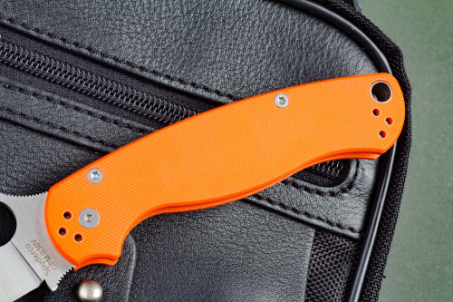 Нож Paramilitary 2 CH оранжевый Spyderco