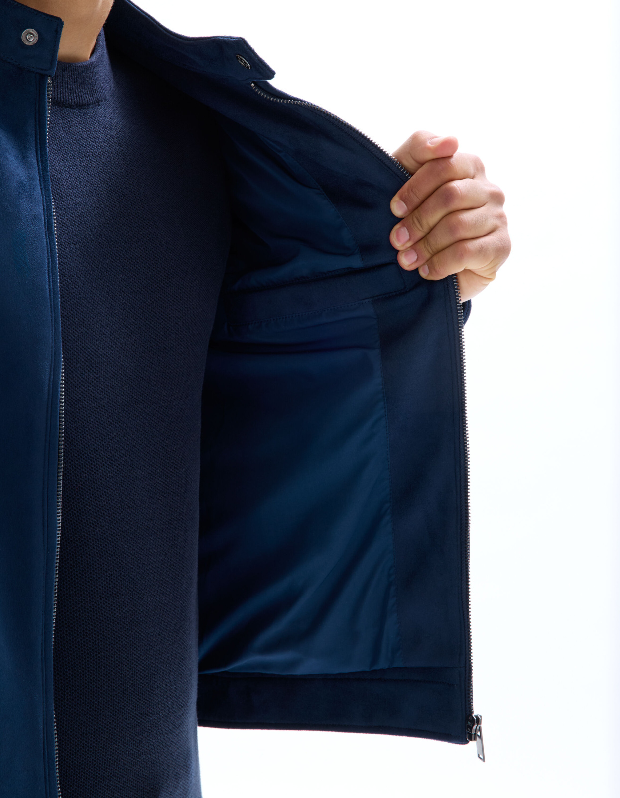 Свитер скруглым вырезом Cellio