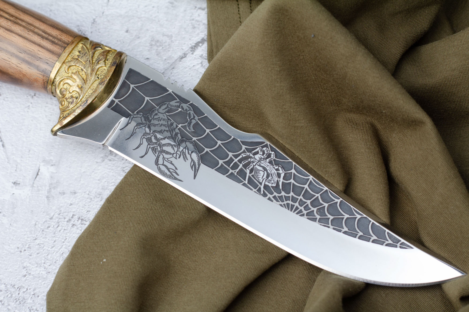 Нож Скорпион Малый Латунь с символикой ФСО Кизляр Нож Скорпион Малый Латунь с символикой ФСО Кизляр