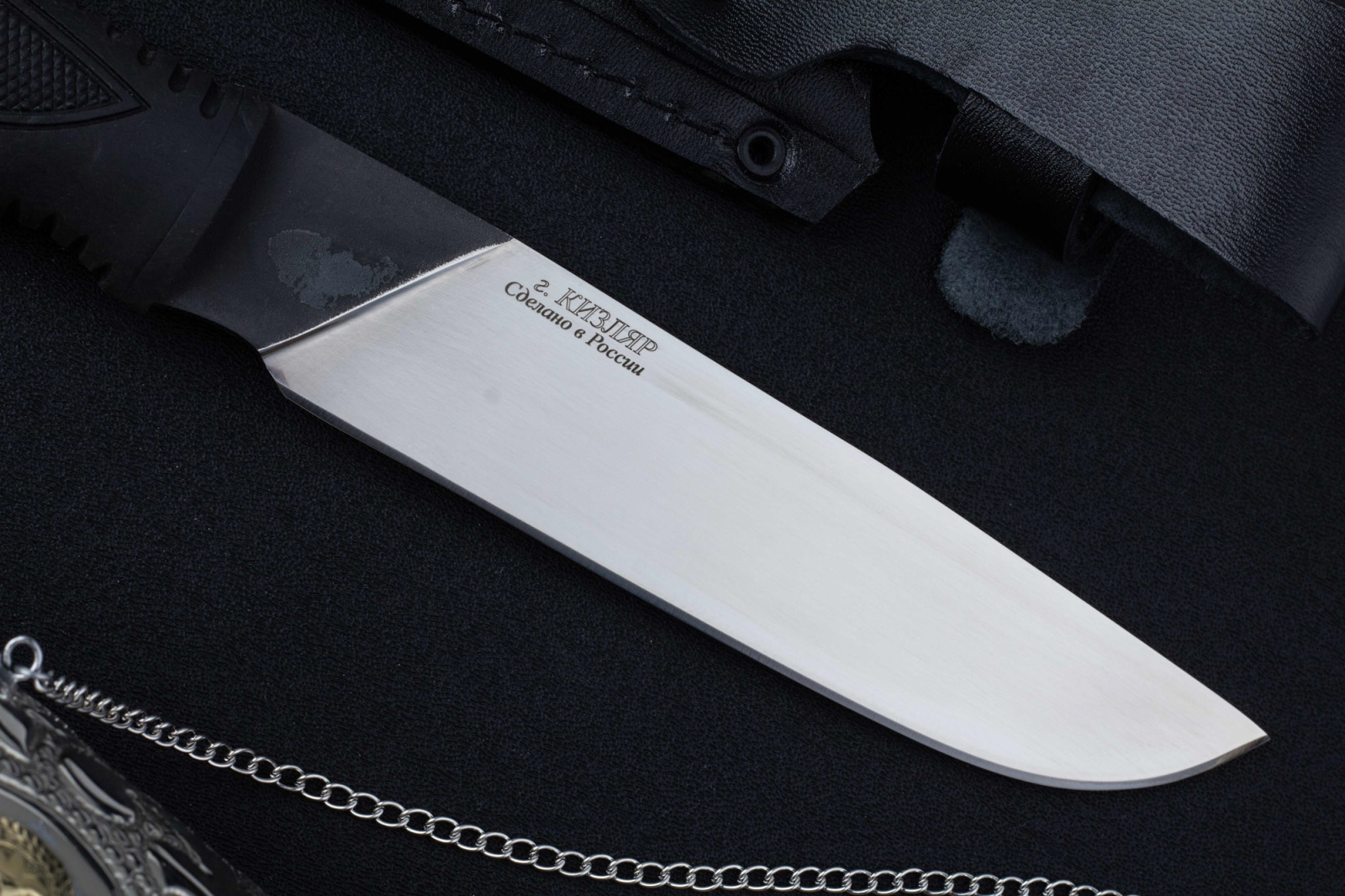 Нож Охота - 65х13/резина Беркут Кизляр