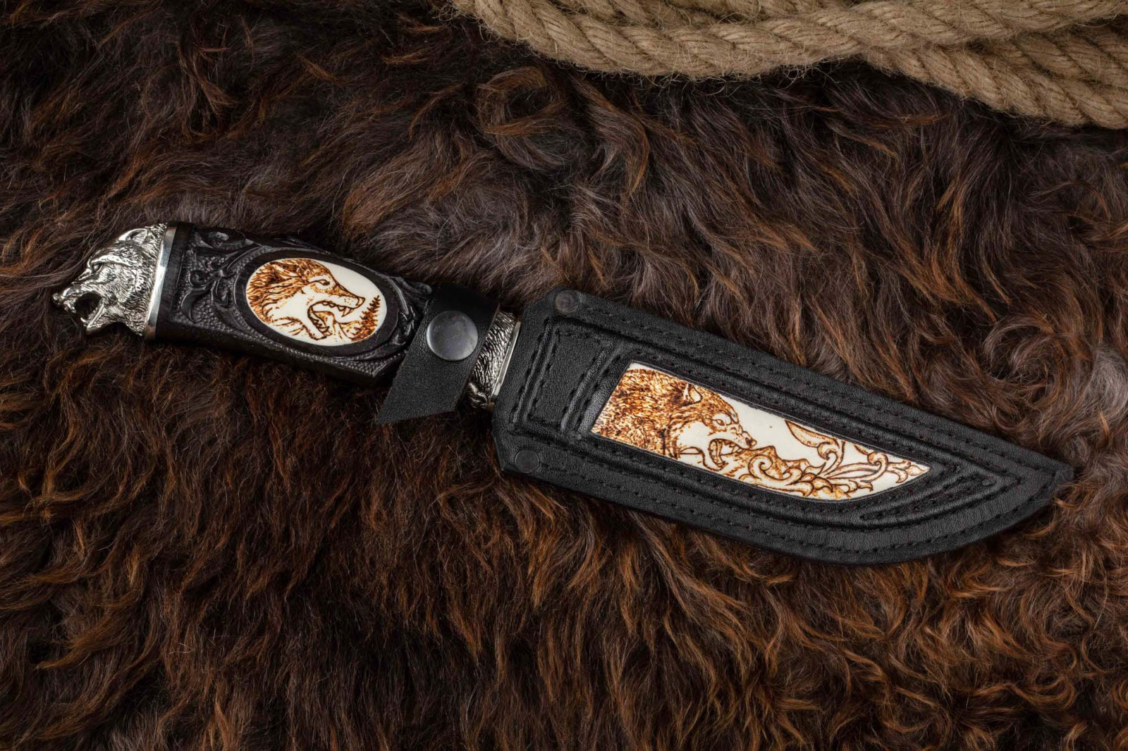 Нож Волк граб/дамаск Адамов