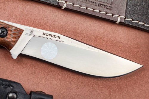 Нож Коршун Х12МФ орех Андреев